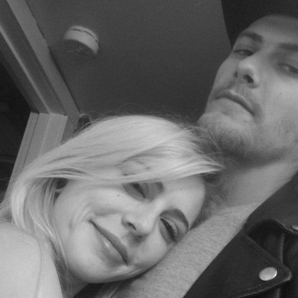 Meet your Posher, Kayla - Picture 4 of 8